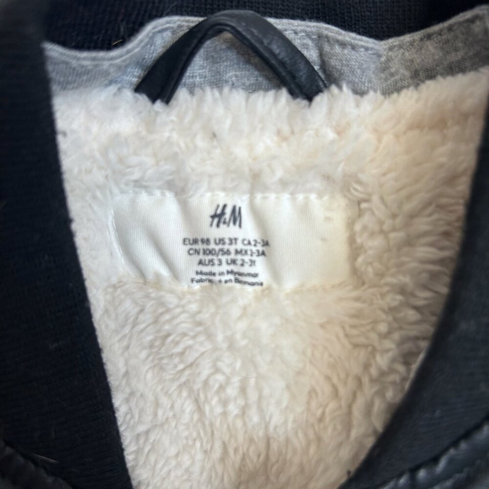 EUC: H&M Black Leather Jacket - Kids - EUR 98/ 3T- Very nice - Picture 4 of 6